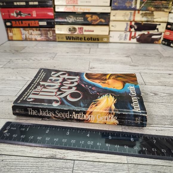 THE JUDAS SEED Anthony Gentile 1982 First Printing Dell Paperback Horror Scary - Picture 7 of 12